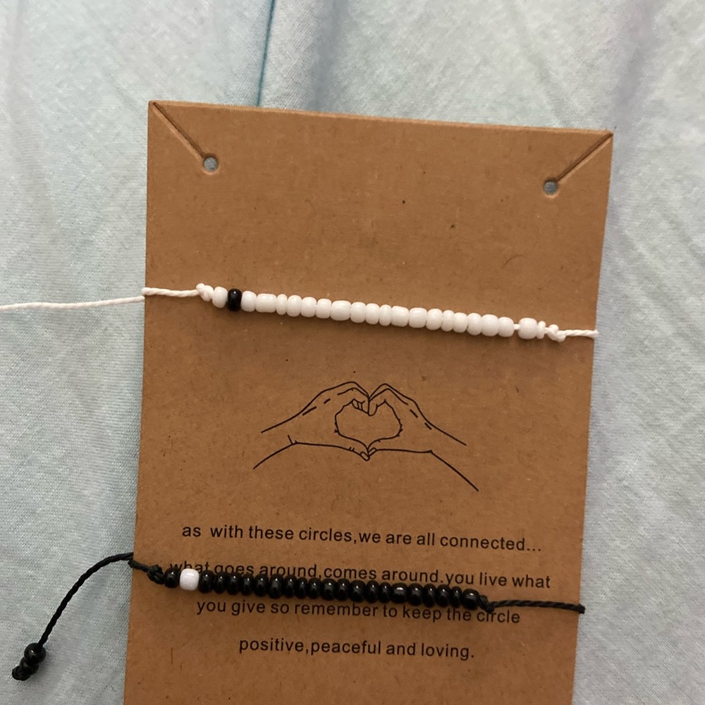 Friendship/Heart Bracelet - Picture 2 of 3
